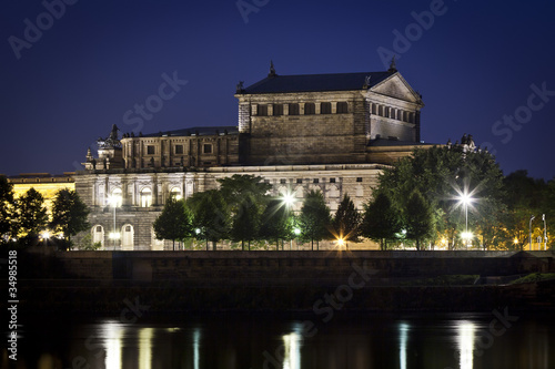 Semper Oper by night