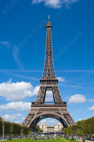 Eiffel Tower, Paris, France - The French and Global Icon © kjuuurs