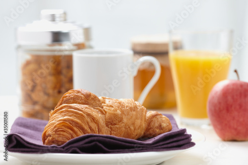 croissant breakfast