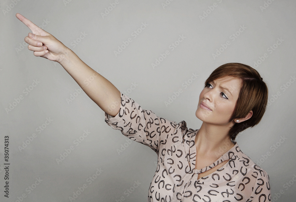 pointing pointing