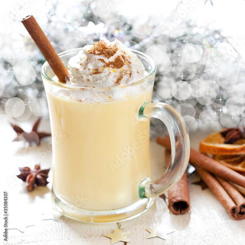 Eierpunsch zu Weihnachten