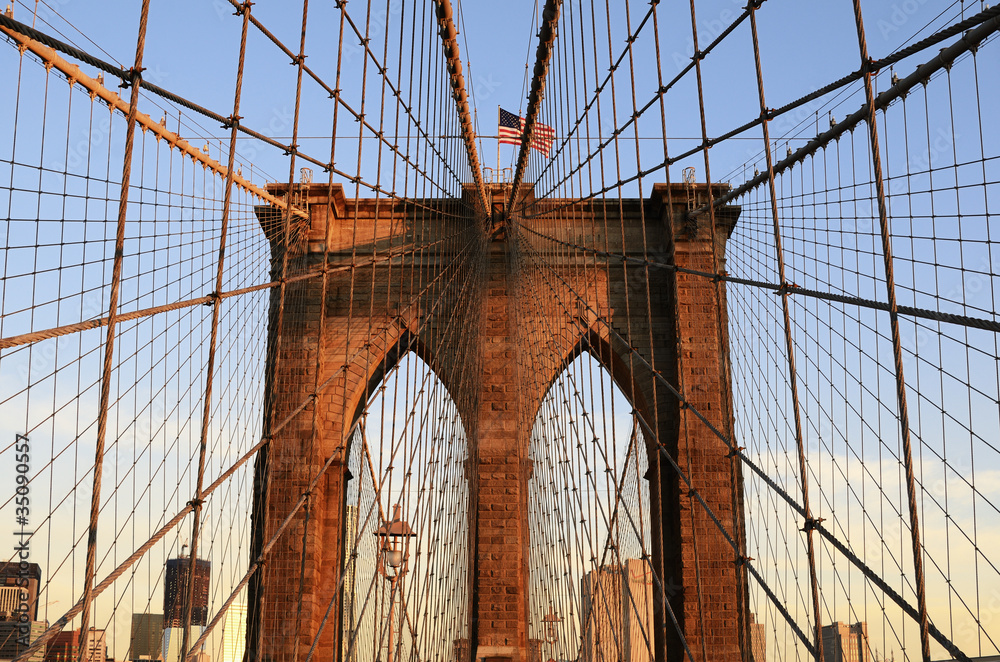 Fototapeta premium Brooklyn Bridge Tower