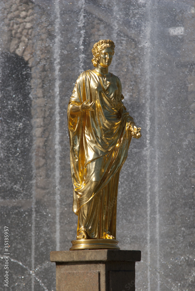 Statue im Peterhof
