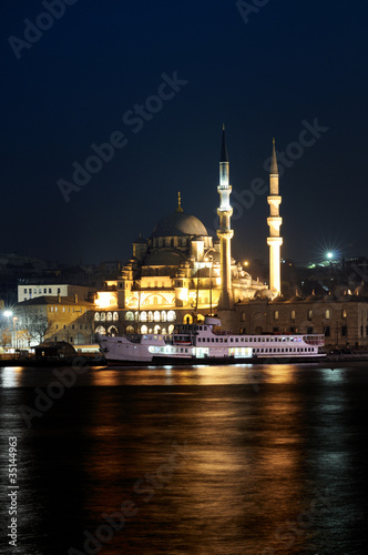 New Mosque, Yeni Camii, at twilight