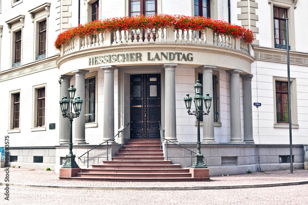 Φωτογραφία house of politics, the Hessischer Landtag in Wiesbaden
