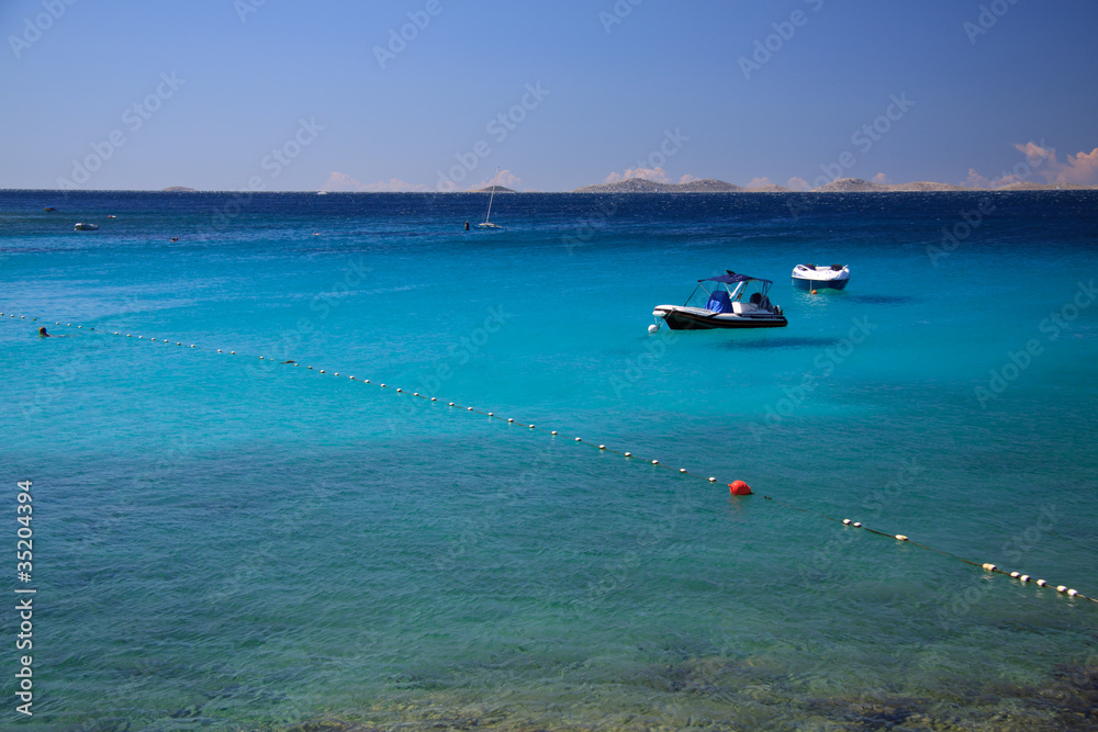 il mare trasparente di Murter - Croazia il mare trasparente di Murter - Croazia