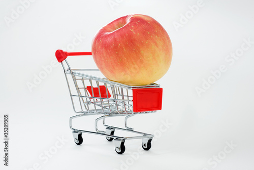 shopping cart with apple