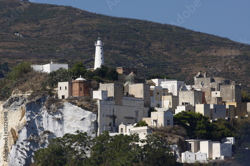 Fotografía Ponza - Il faro e il cimitero