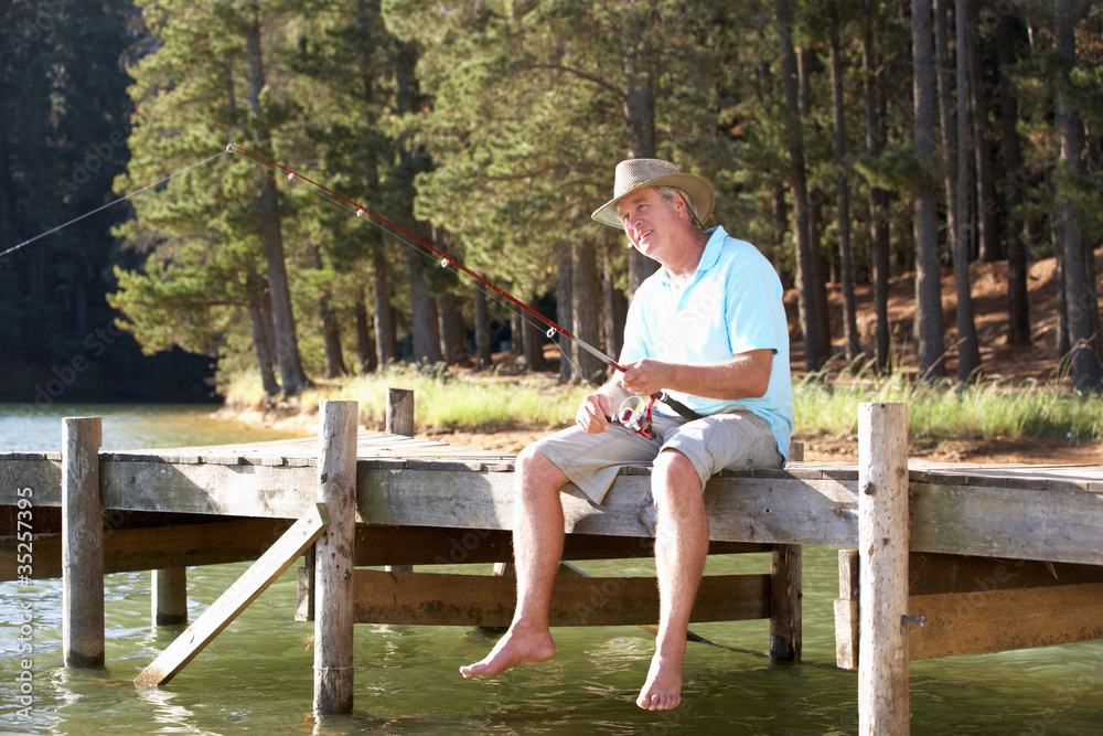 Fototapeta premium Senior man fishing