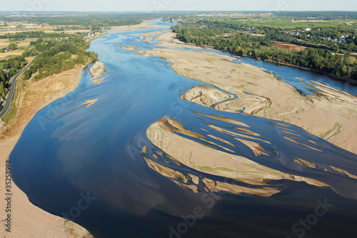 Photo aérienne de Montsoreau sur Loire 49 photo