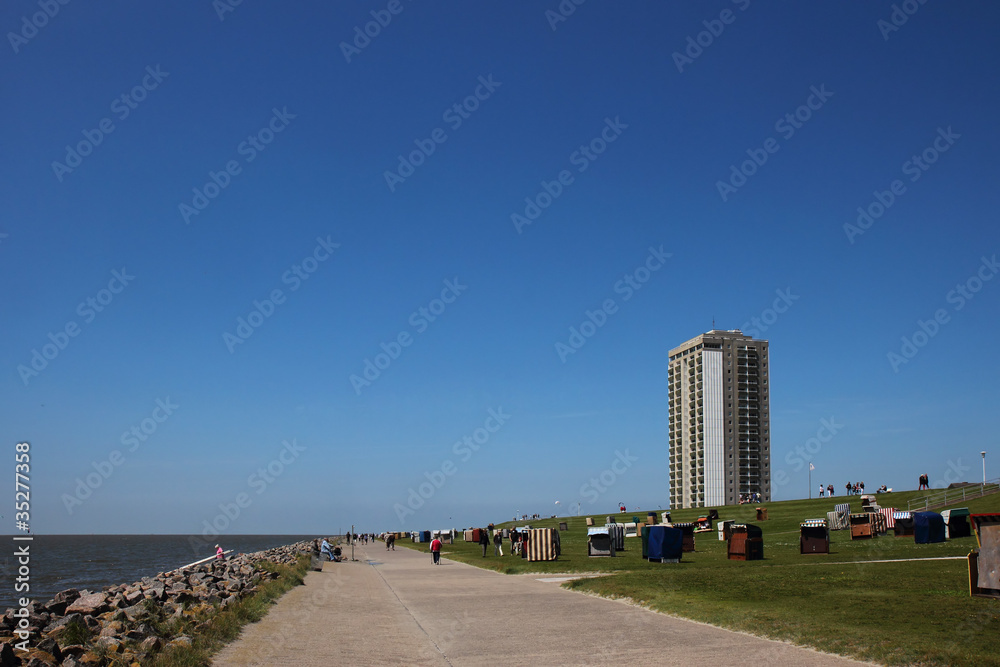 Strandpromenade in Büsum Stock-Foto | Adobe Stock