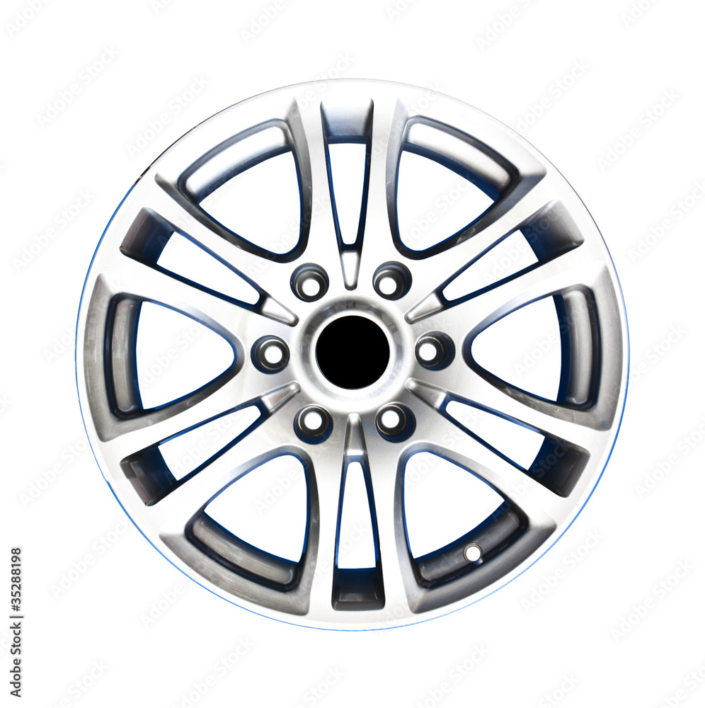 Alloy wheel with clipping path