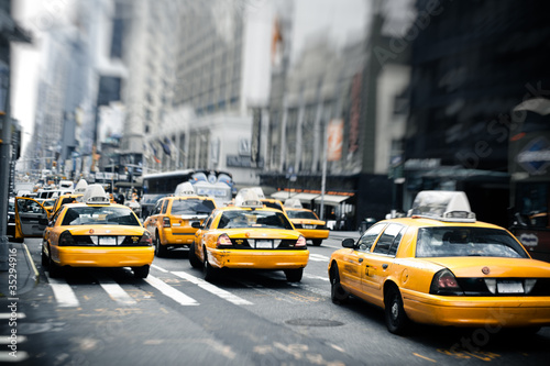 Fototapeta Naklejka Na Ścianę i Meble -  New York taxis