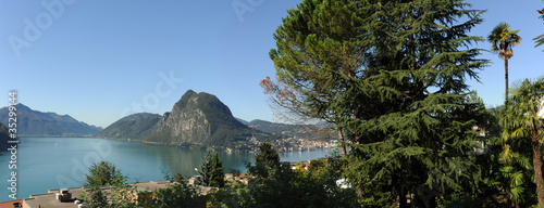 vista su lago di Lugano e San Salvatore