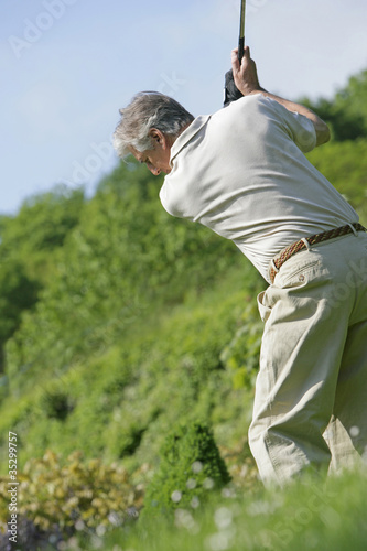 Golf - Activité sportive d'un senior