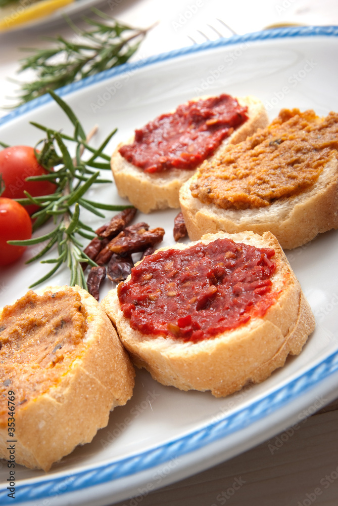 Homemade bruschetta - Bruschette caserecce