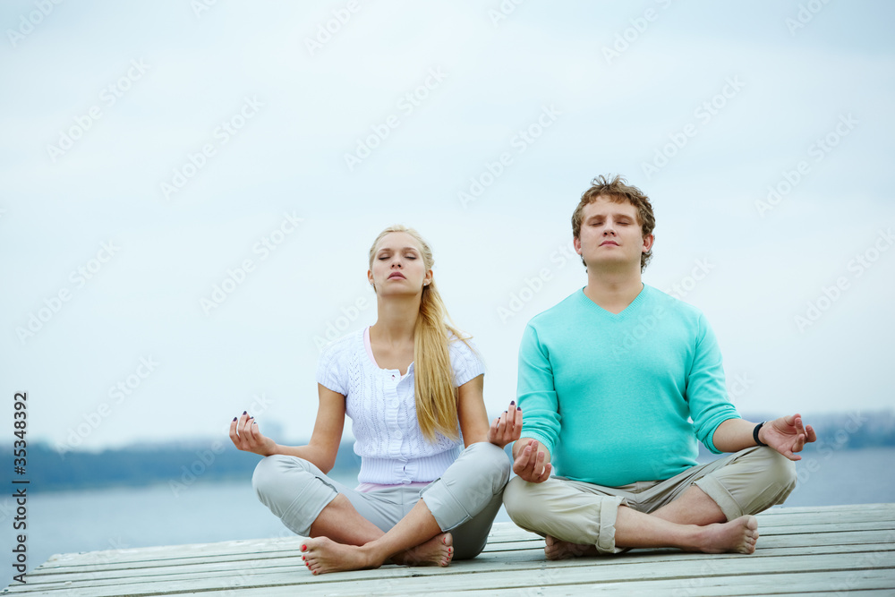 Dates meditating Dates meditating