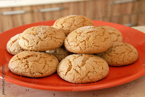 appetizing oatmeal cookies