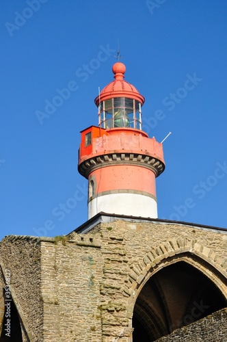Wallpaper Mural phare de la pointe saint mathieu 25 Torontodigital.ca