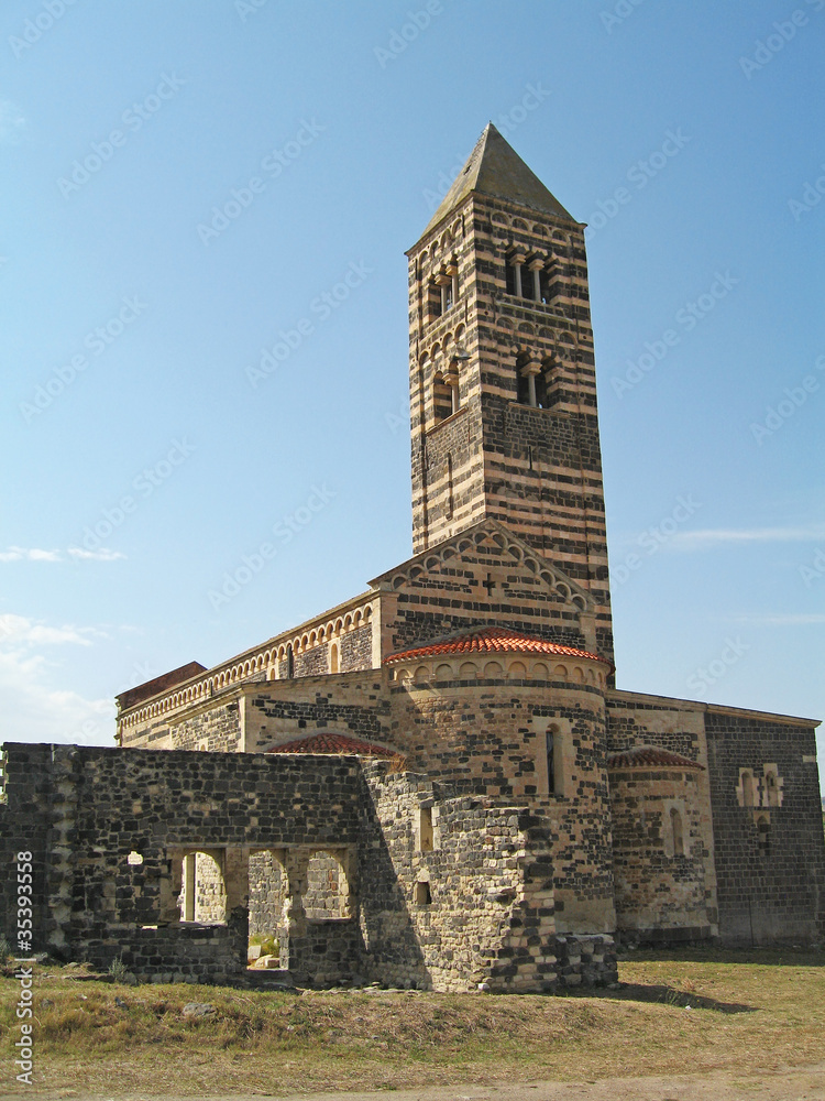 La basilica romanica di Saccargia in Sardegna
