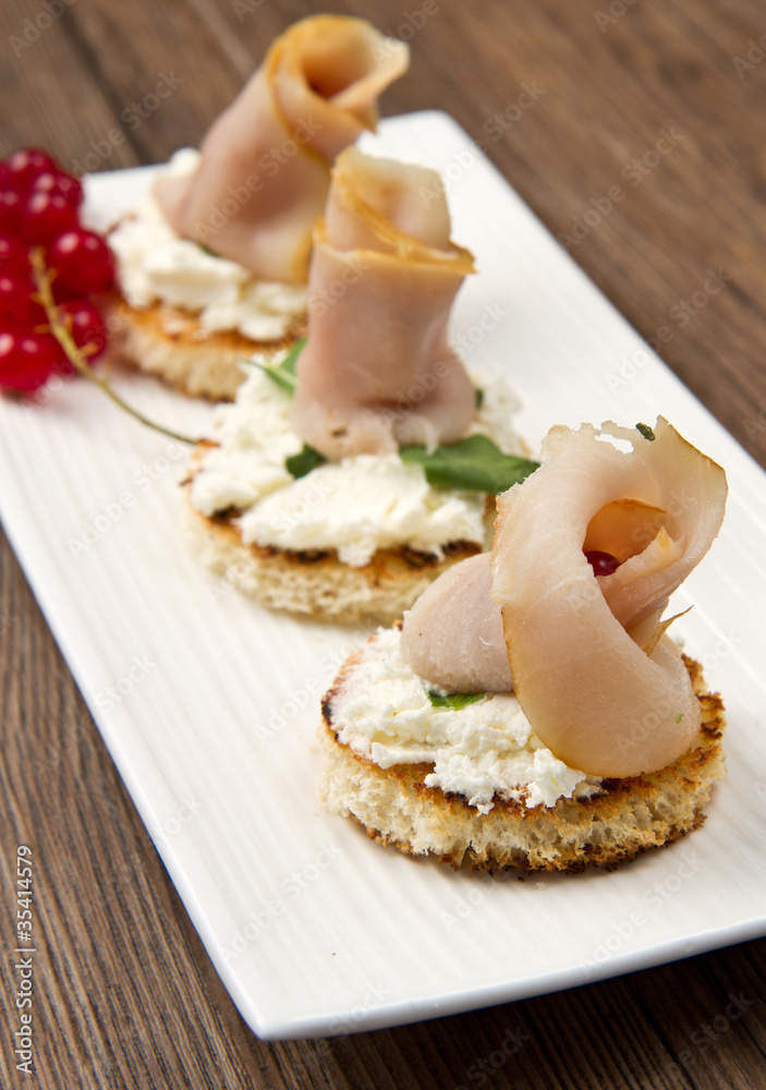 tartine con pesce spada affumicato Stock Photo | Adobe Stock