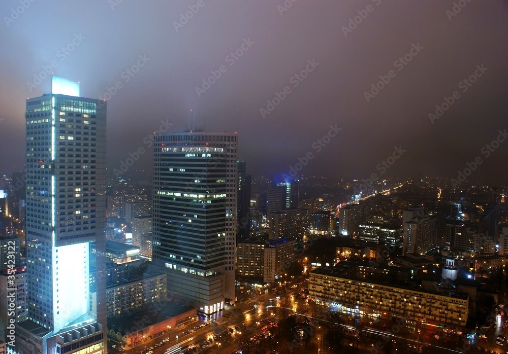 Fototapeta premium City night life