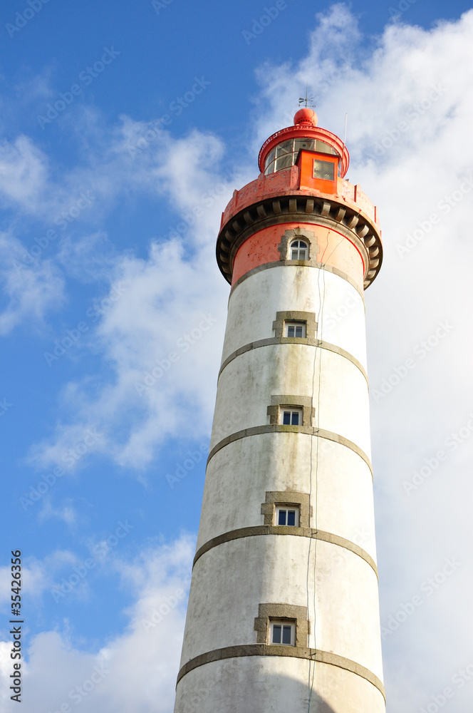 phare de la pointe saint mathieu 69