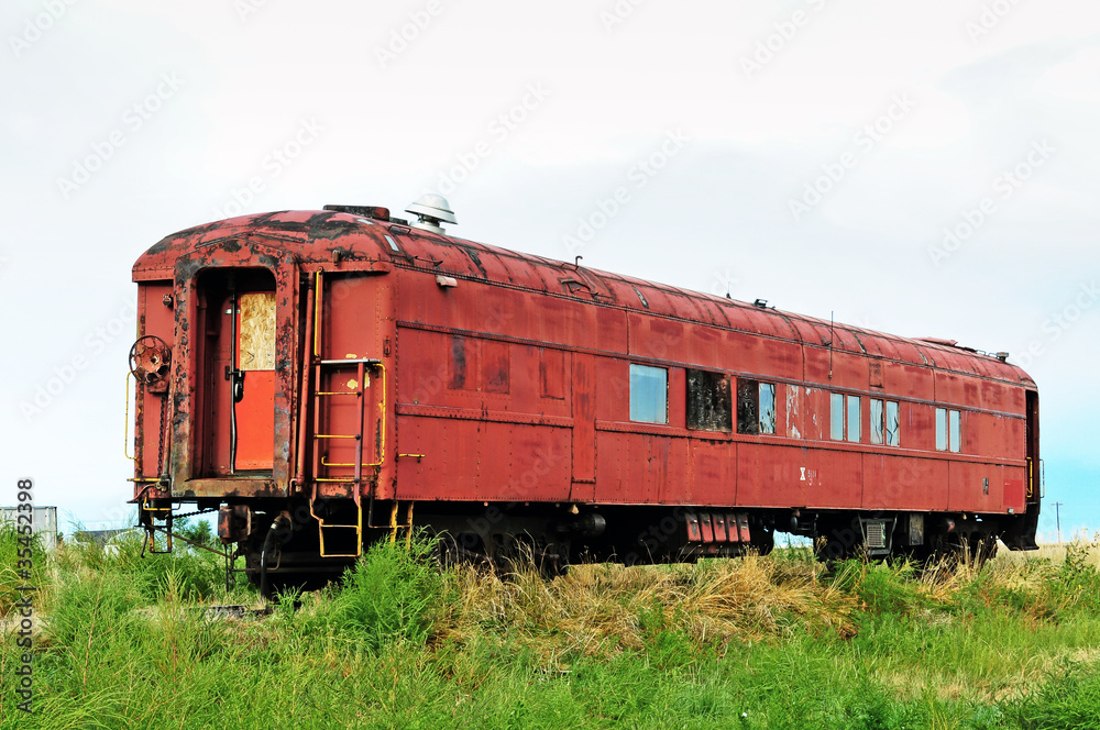 Obraz premium Old forgotten railcar