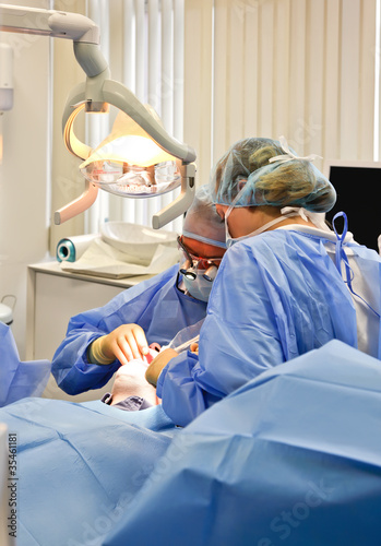 dentist team at work