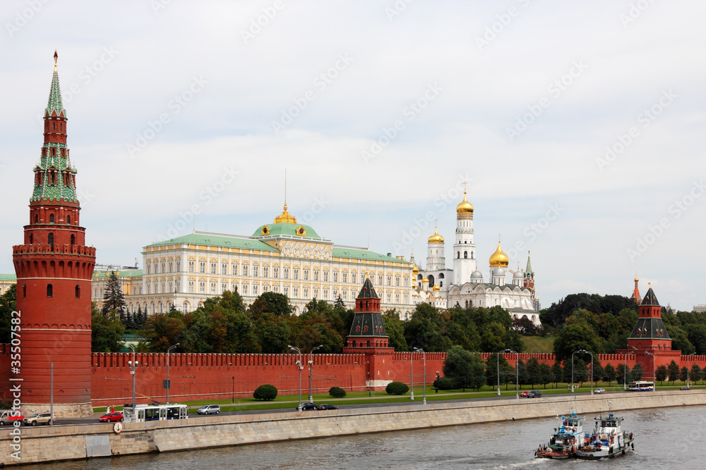 The Kremlin And Tandem