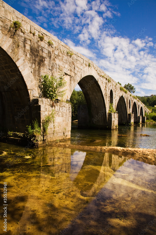 Fototapeta premium Roman bridge of Ponte do Porto, Braga, in the north of Portugal