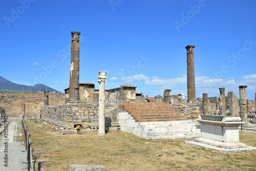 pompeii Temple of Apollo