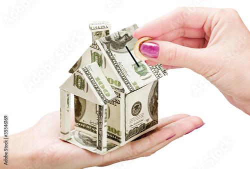 Save Money on a New House © OlegDoroshin
