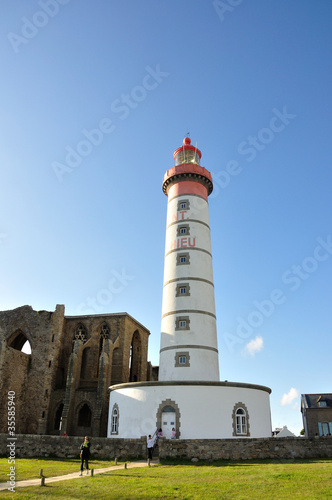 Obraz na płótnie phare de la pointe saint mathieu 77 w salonie
