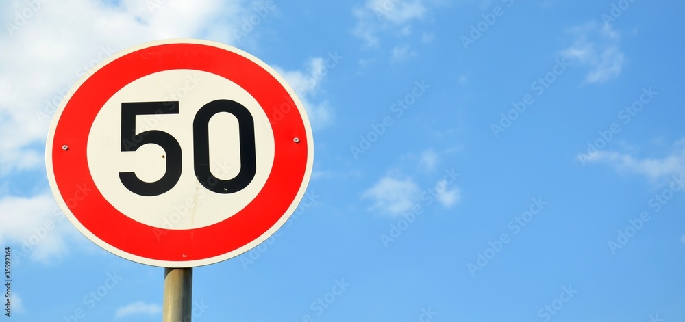 Verkehrszeichen ''50''