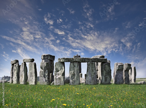 Photo Mysterious Stonehenge in UK