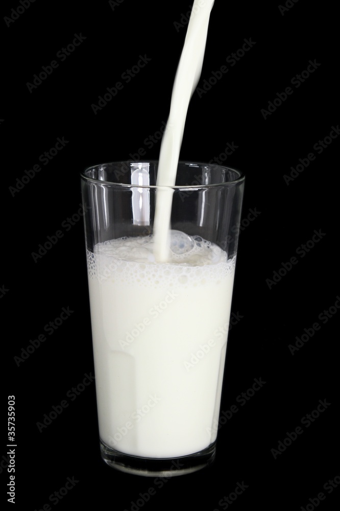 Milch eingießen Milch eingießen