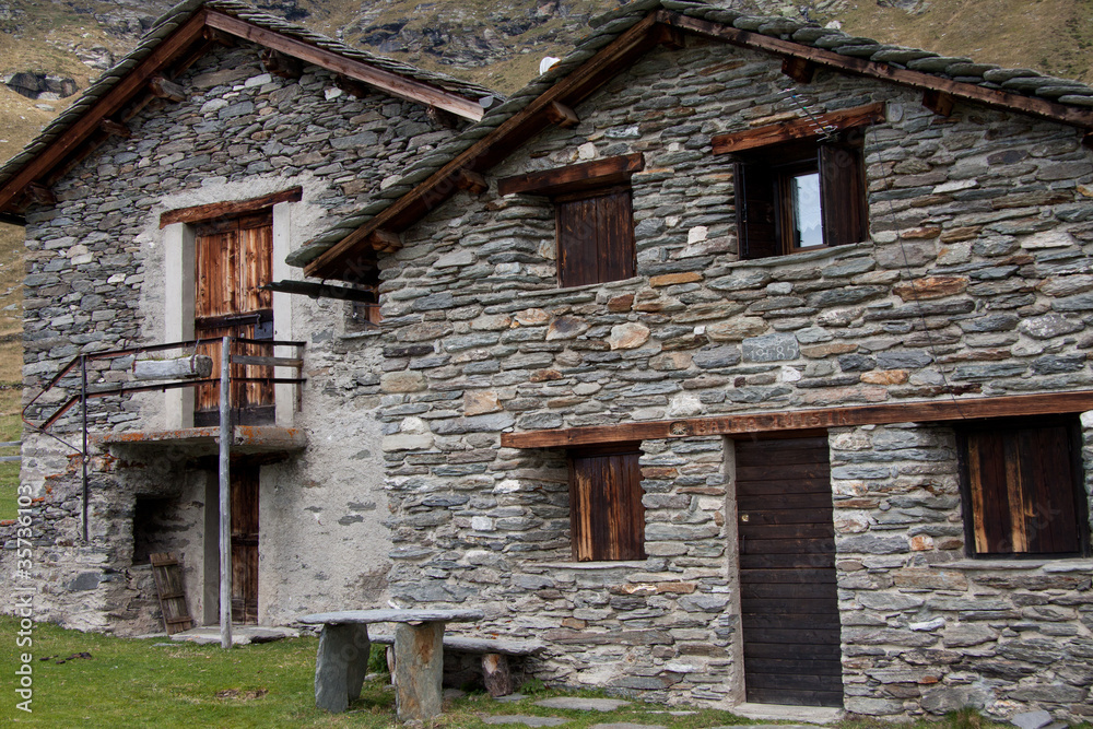 vecchie case in pietra - Alpe Angeloga