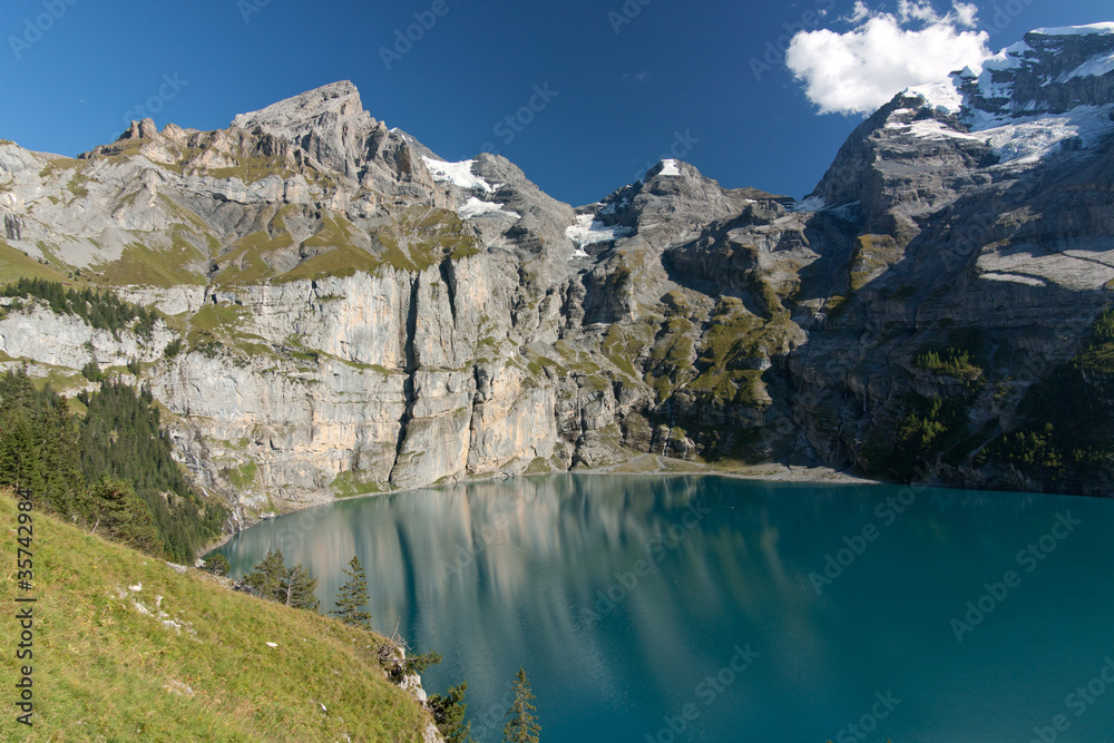 Obraz premium Am Oeschinensee 3