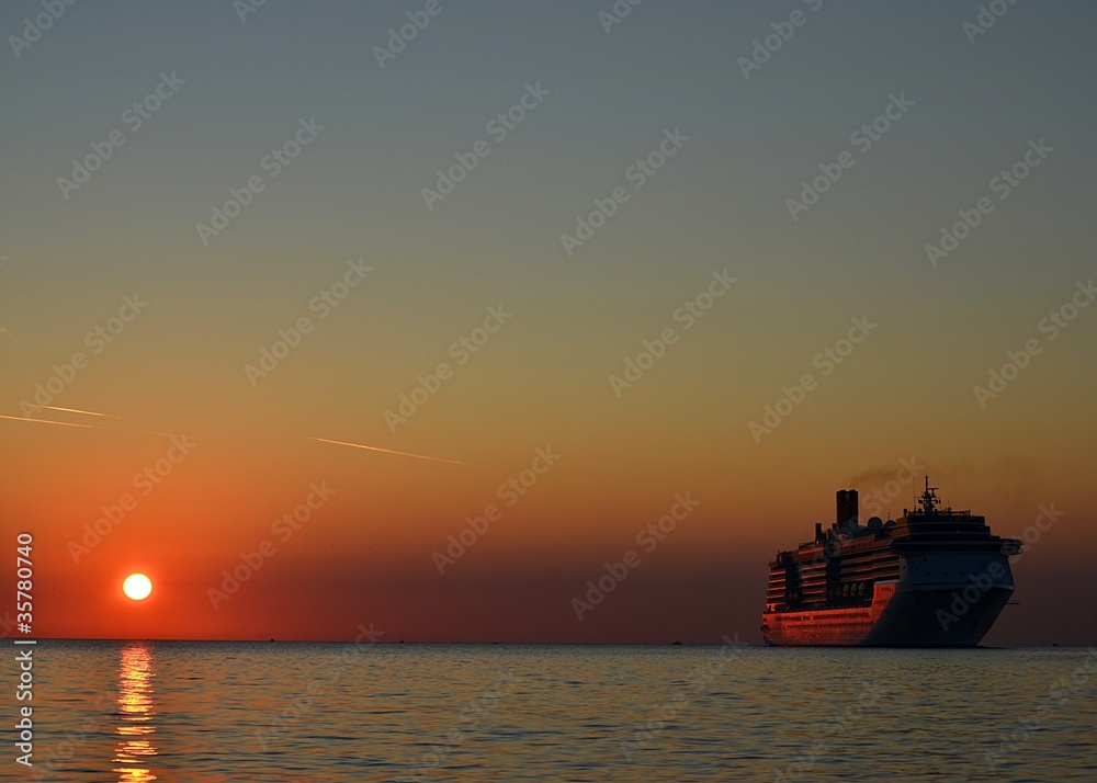 Obraz premium Alba sul mare