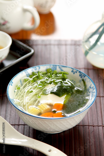 Vegetable soup with tofu