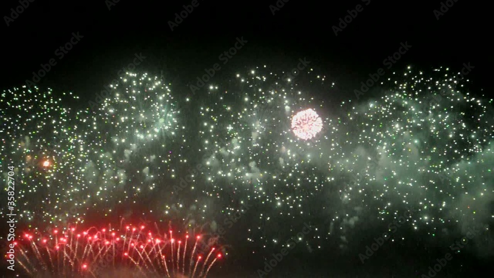 Feu d'artifice, bouquet final - Vidéo HD