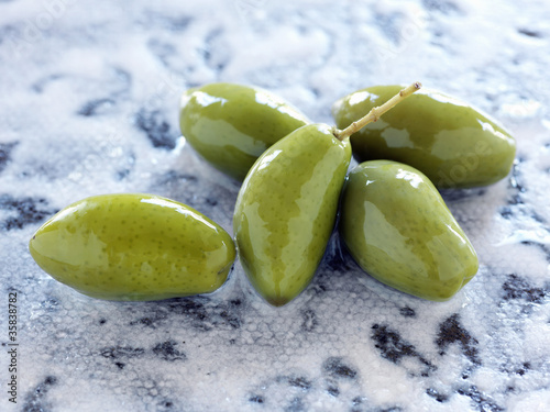 Fototapeta Naklejka Na Ścianę i Meble -  Olives de Lucques