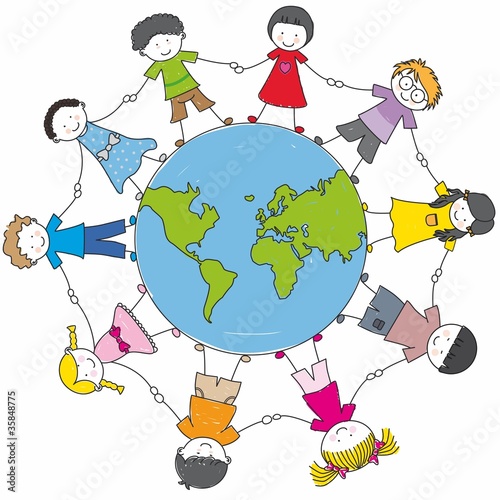 Niños de todas las etnias alrededor del mapa mundial
