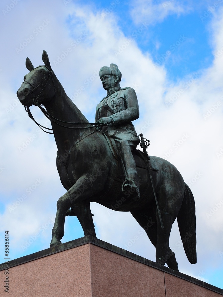 Statue of Mannerheim in Helsinki Statue of Mannerheim in Helsinki