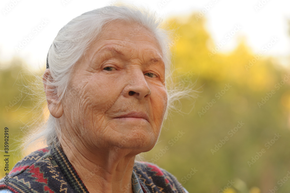 Portrait of the elderly woman