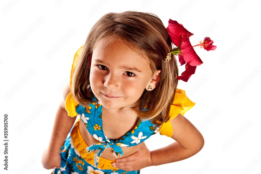 portrait d'une fillette avec un hibiscus dans les cheveux portrait d'une fillette avec un hibiscus dans les cheveux