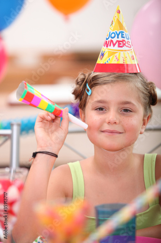 Εκτύπωση καμβά portrait of a little girl at birthday party