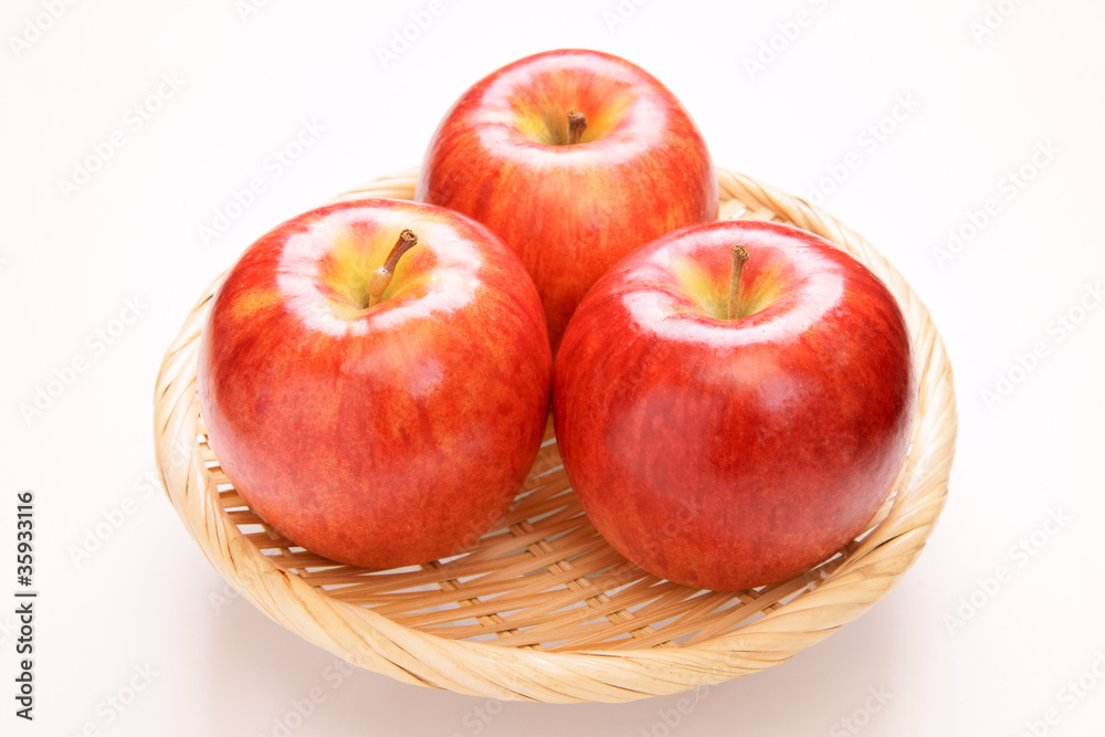 サンつがるりんご