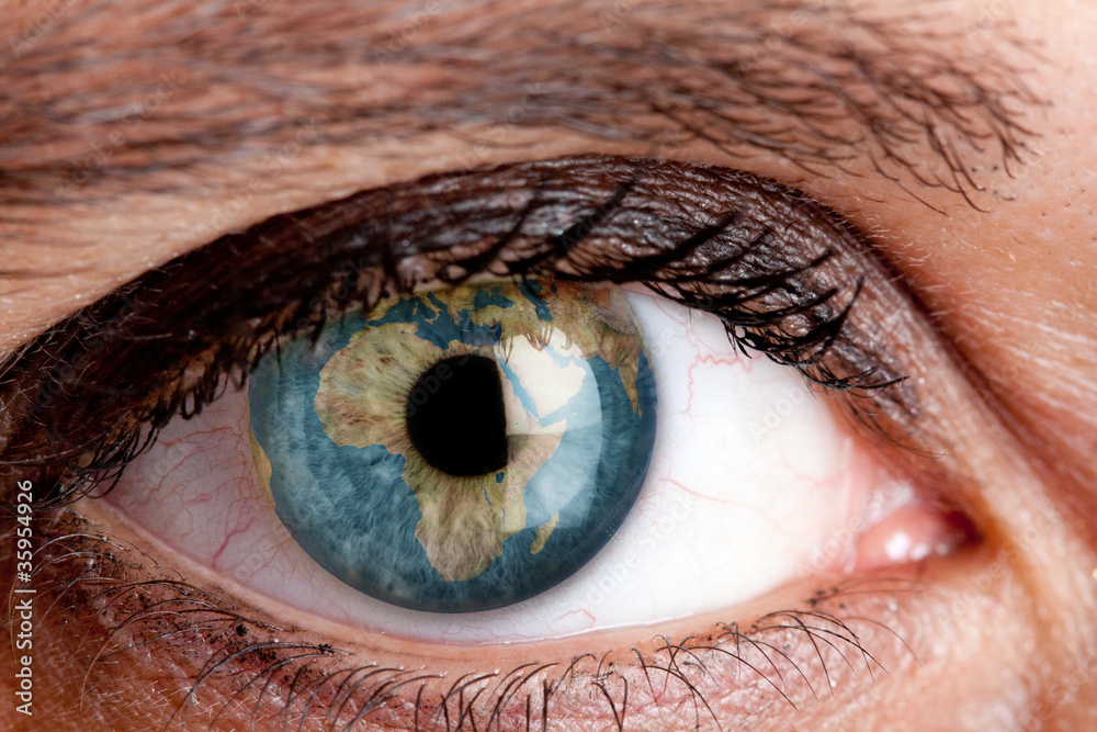 Fototapeta premium Eye with the earth inside